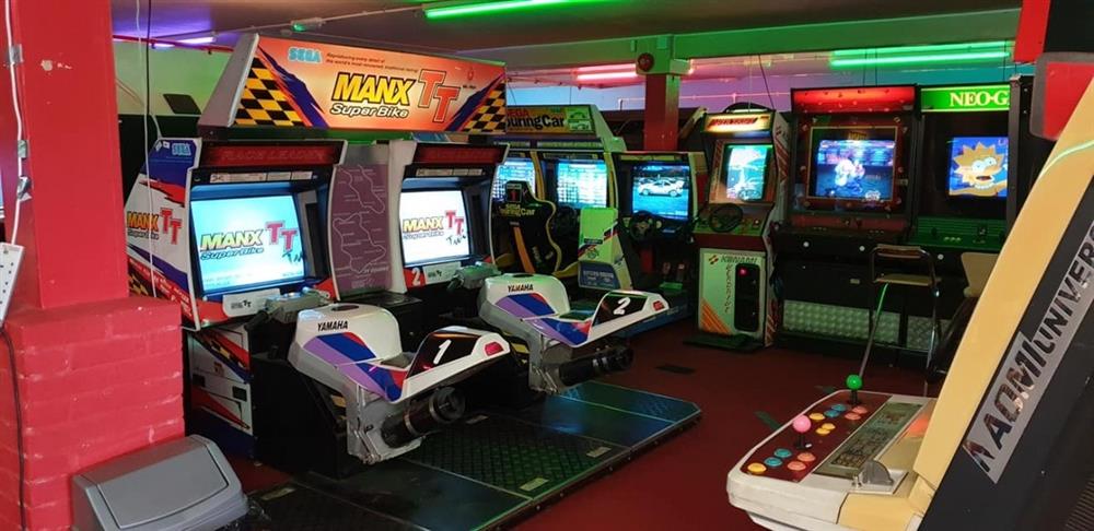 Timewarp Arcade, Bridgwater - Southfork Caravan Park - SuperUser Account